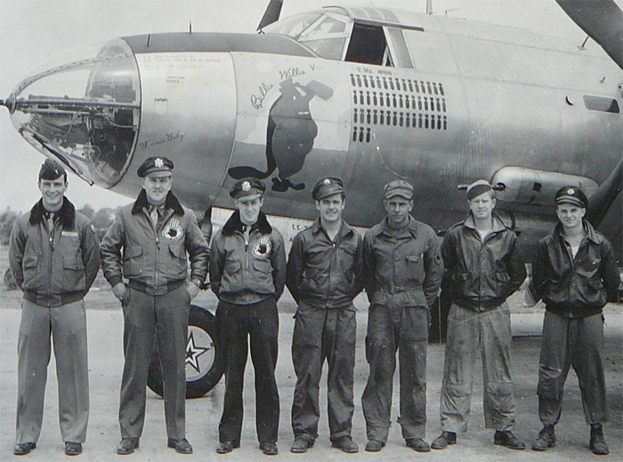Martin B-26 Marauder crew "Billie Willie V"