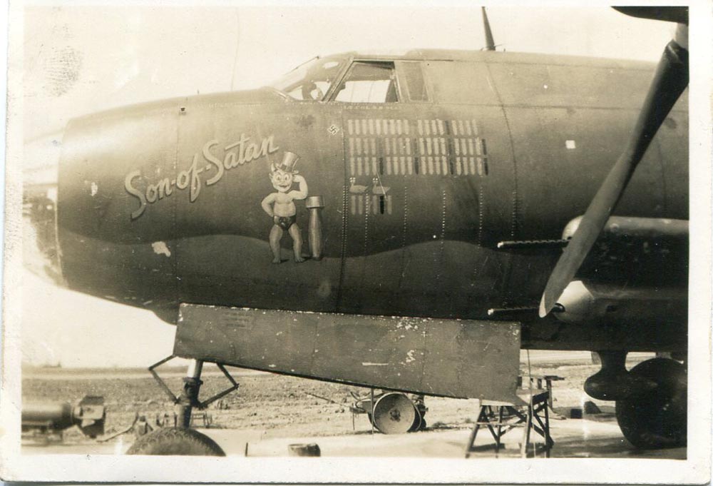 "SON OF SATAN", 41-31613, 386th Bomb Group, 555th Bomb Sqaudron